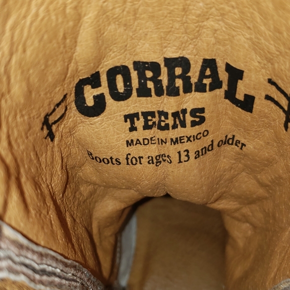 Corral Teen size Western boots - Picture 6 of 6